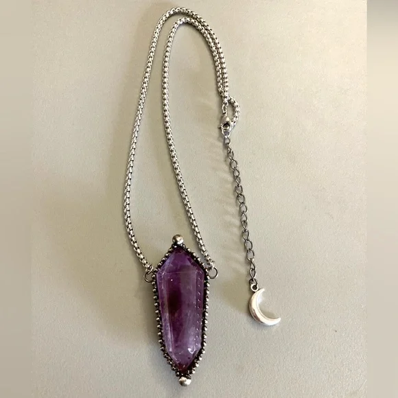 Natural purple amethyst crystal gemstone boho goth moon charm - Picture 15 of 16